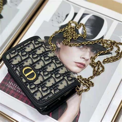 dior boutique paris montaigne|Dior montaigne clutch.